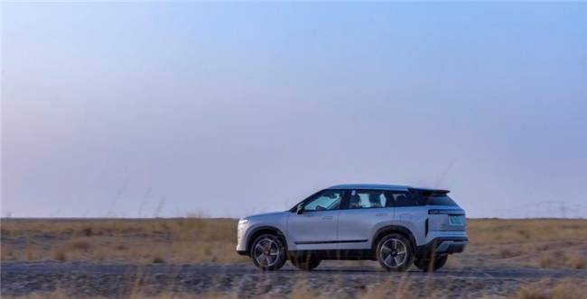 以舊換新至高抵3.3萬,探索06 C-DM多重禮遇助你新年更出眾