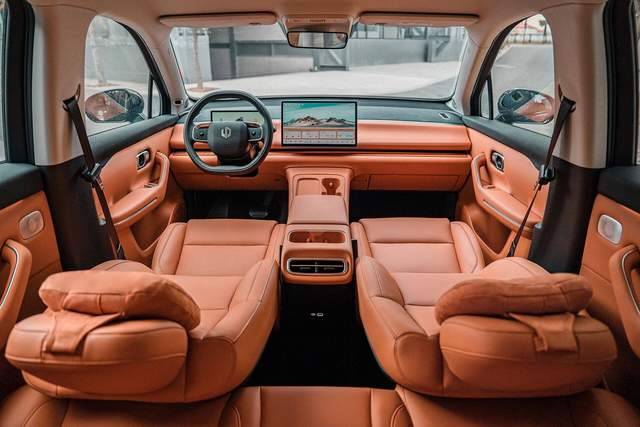 10萬預算買新能源SUV,綽號“小理想”的零跑C10,值得考慮嗎?