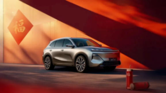 科技的意義在于普及,秦L/海豹06 DM-i問鼎“Dear Car 2025”