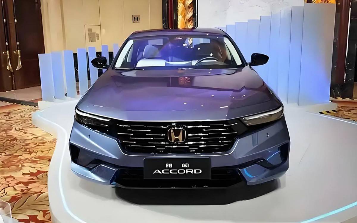 新款本田雅閣或于3月上市,前臉大調(diào)整,能延續(xù)十代的輝煌?