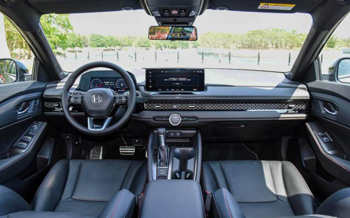 新款本田雅閣或于3月上市,前臉大調(diào)整,能延續(xù)十代的輝煌?