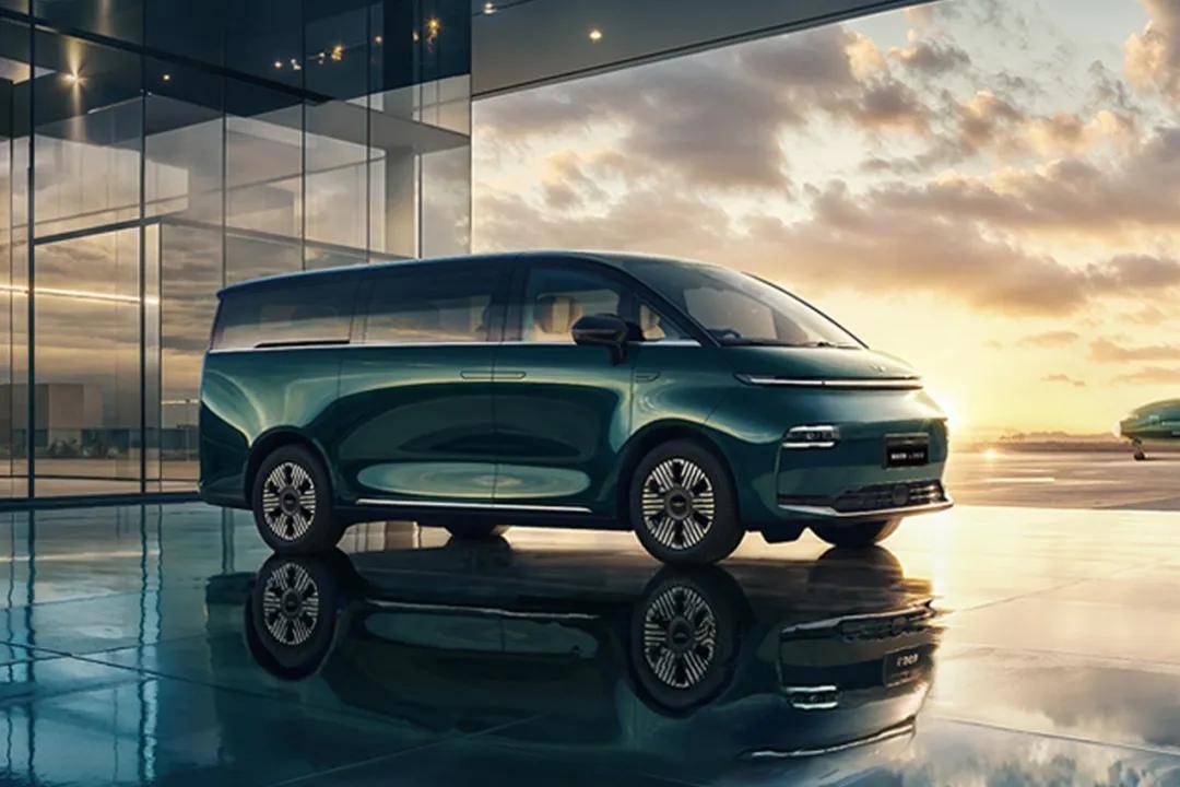 兩次預售+價格下調!翼真L380并入吉利銀河,純電MPV真不好賣?