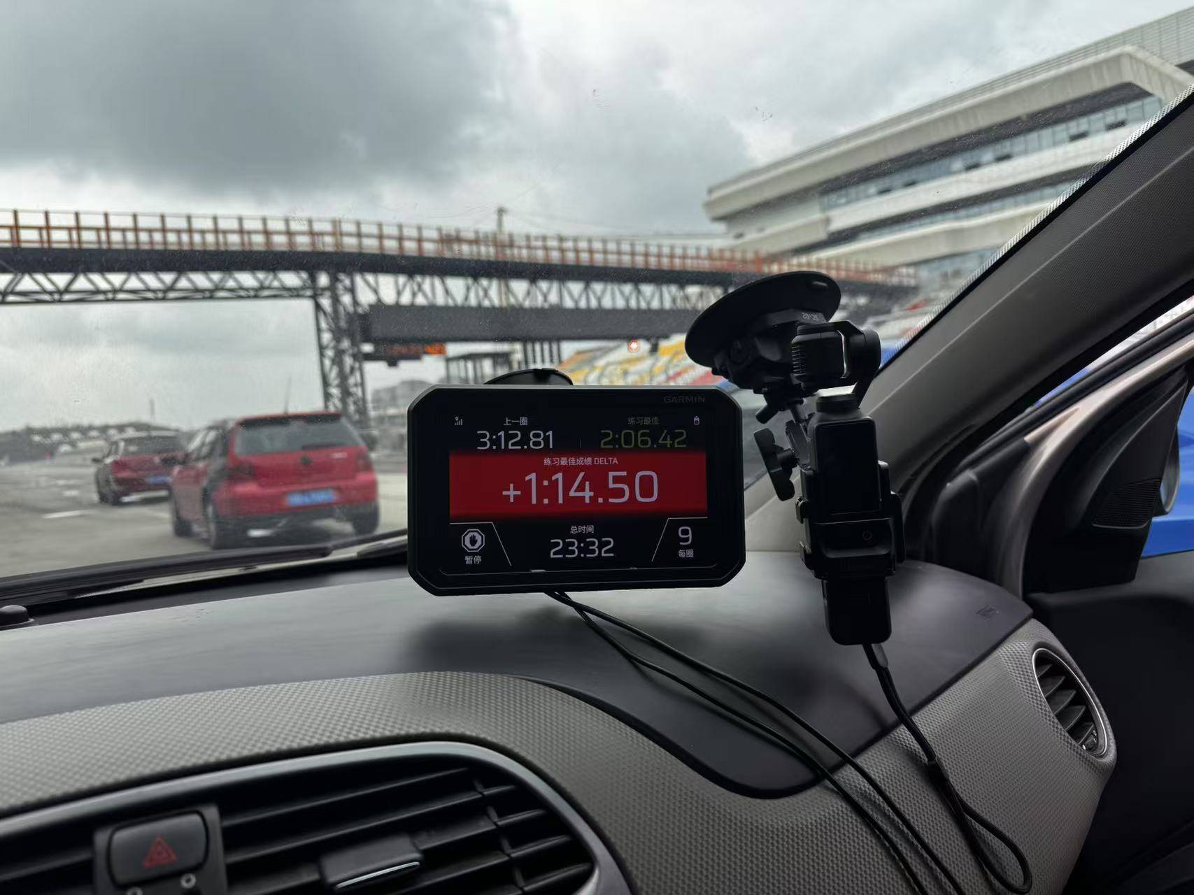 歐洲老鋼炮挑戰最慢四門車!高爾夫求穩,307有趣,博悅直道王