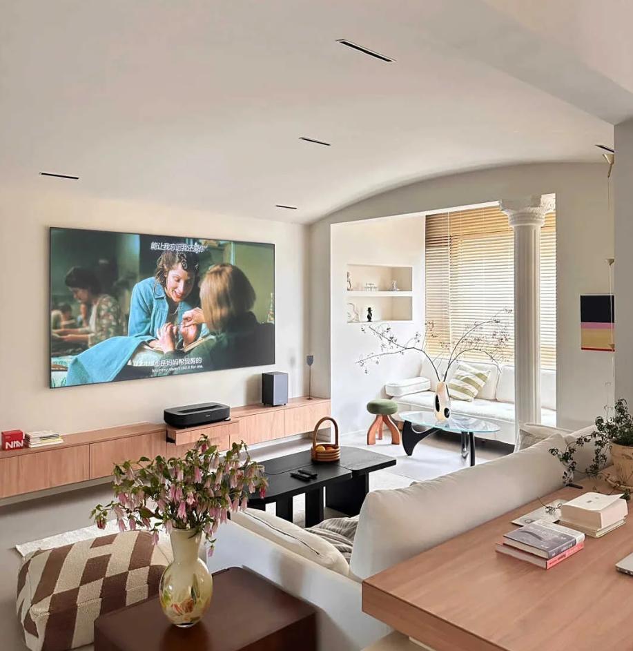 100英寸電視機(jī)買什么品牌好?2025公認(rèn)8大最好型號,近乎零差評