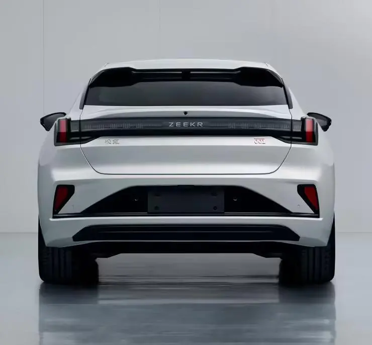 全新極氪001車型申報(bào)三個(gè)版本,雙電機(jī)總功率達(dá)680kW 全新極氪001車型申報(bào)三個(gè)版本,雙電機(jī)總功率達(dá)680kW