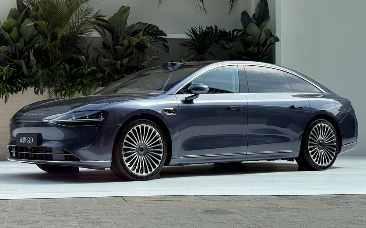 又一臺國產“A8”!昊鉑A8申報圖曝光,這顏值你給打幾分?