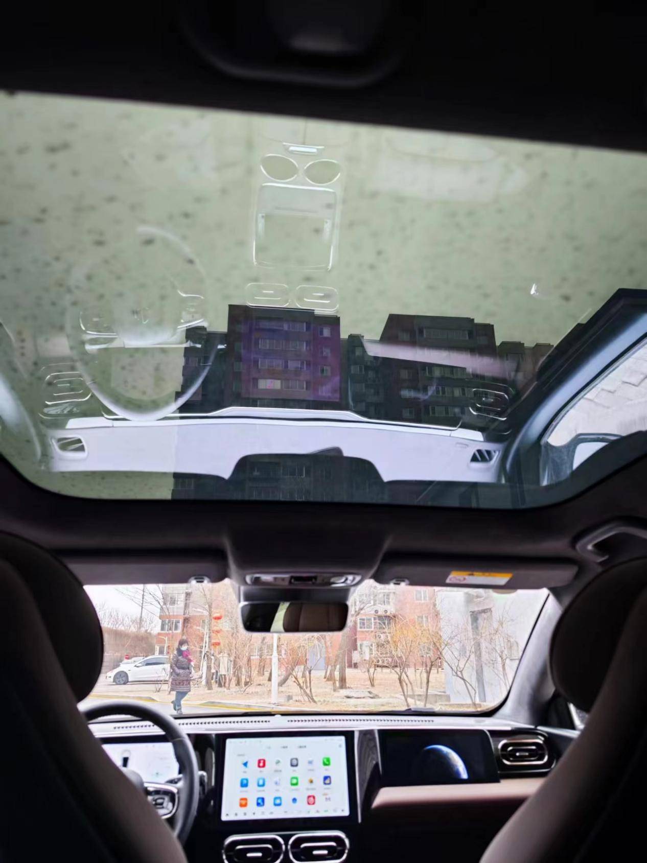 增程版純電續航冠軍,性價比超值的中大型家轎零跑C01