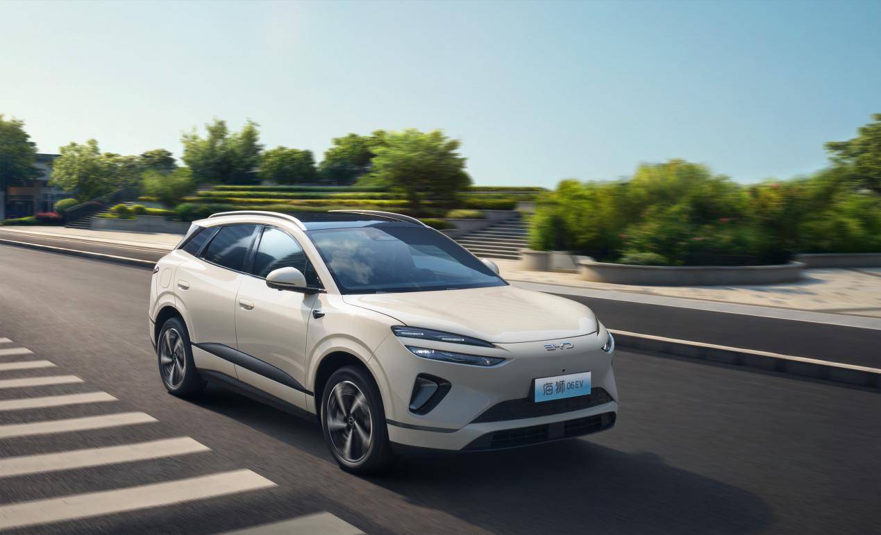 比亞迪海獅06雙動力北京上市,DM-i混動13.98萬起