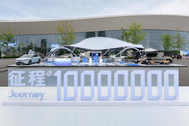 余凱的野望:成為機器人時代的Wintel