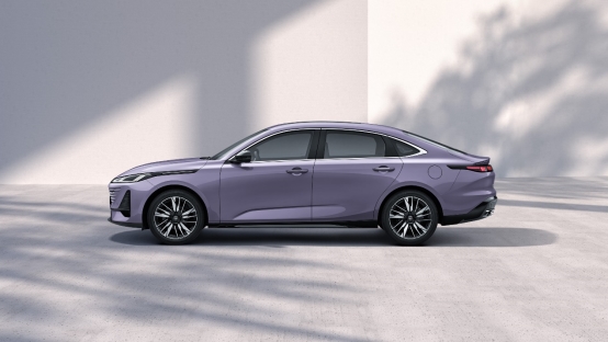 長安第四代逸動上市，搭載天樞智能座艙+新藍(lán)鯨動力，7.29萬元起！