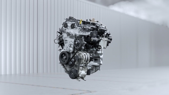 長安第四代逸動上市，搭載天樞智能座艙+新藍(lán)鯨動力，7.29萬元起！