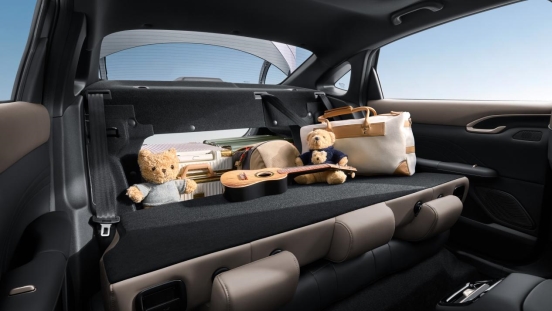 長安第四代逸動上市，搭載天樞智能座艙+新藍(lán)鯨動力，7.29萬元起！