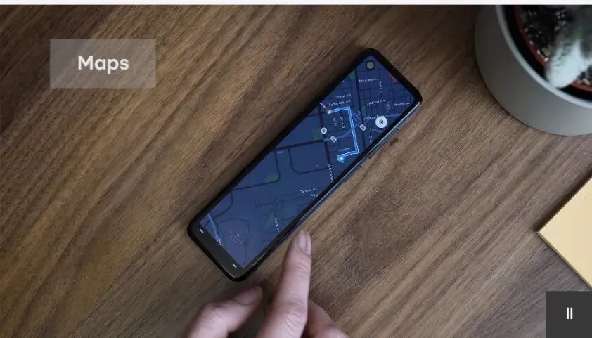采用了“糖果棒”造型設計的Essential Project Gem PH-2手機,而設計這款“遙控器手機”的人,正是大名鼎鼎的Android之父——安迪·魯賓