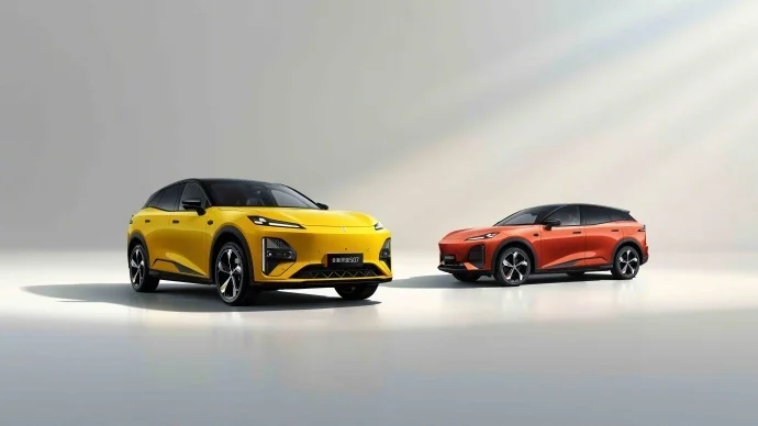 全新深藍S07上市：15.69萬起，全系標配華為乾崑ADS SE智駕