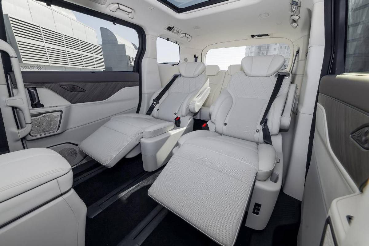 標(biāo)配激光雷達(dá)+四驅(qū)系統(tǒng) 售價28.58萬魏牌高山7硬剛MPV市場