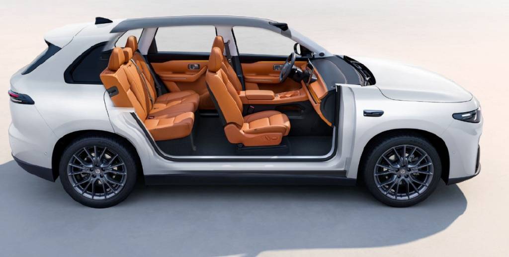 預(yù)算15萬內(nèi)買增程SUV,阿爾法T5和零跑C10誰更好?