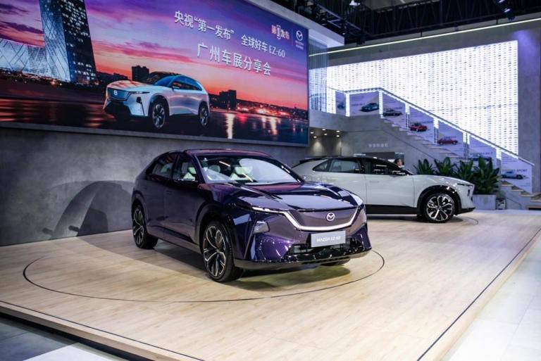 全球好車出圈靠實(shí)力,EZ-60領(lǐng)銜矩陣亮相憑什么吸睛?