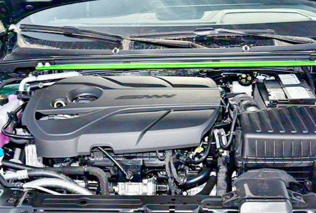 11.69萬起 2026款MG7正式上市 2.0T動力 6.5秒破百